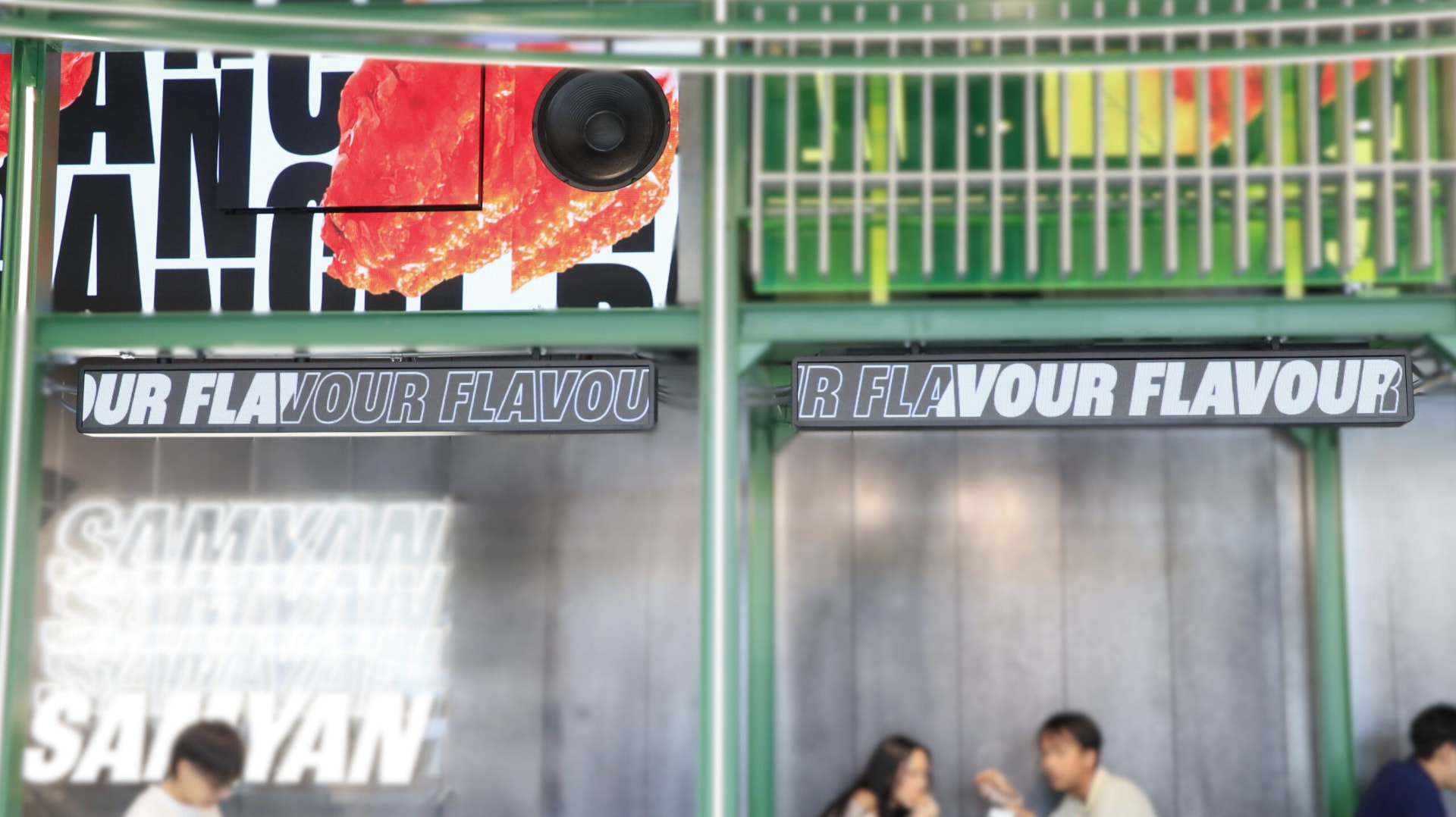 Wingstop Samyan Mitrtown LED Display: More than just showing images, it creates a captivating atmosphere for the entire restaurant. project photo 7