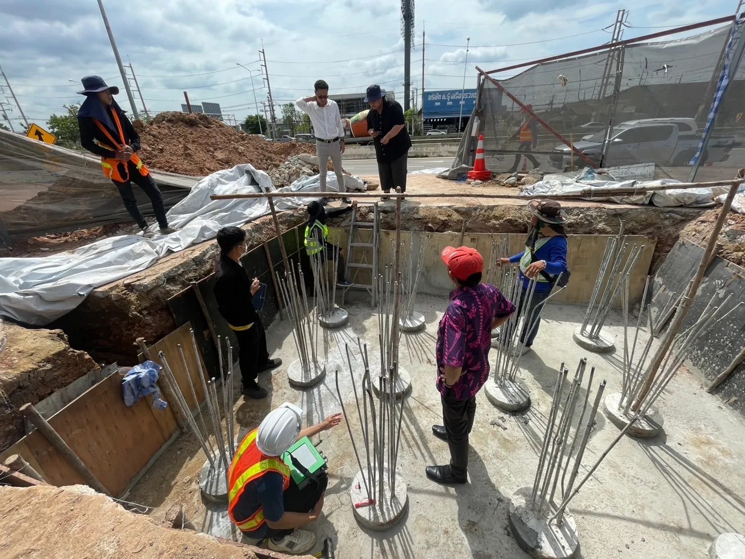 การติดตั้งจอ LED ภายนอกอาคารให้แก่องค์การบริหารส่วนจังหวัดราชบุรี โดย STEP SOLUTIONS project photo 4