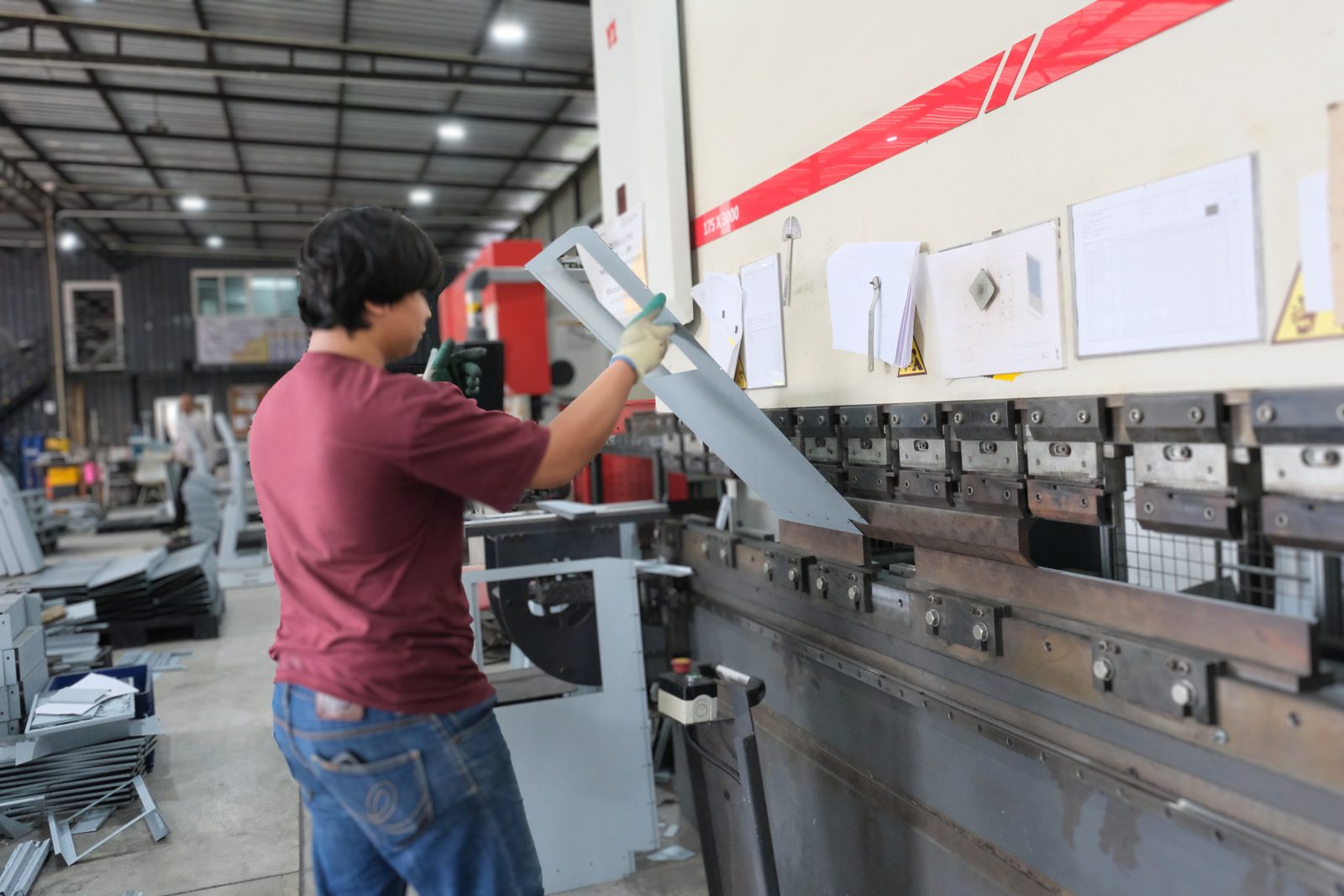 Hydraulic bending