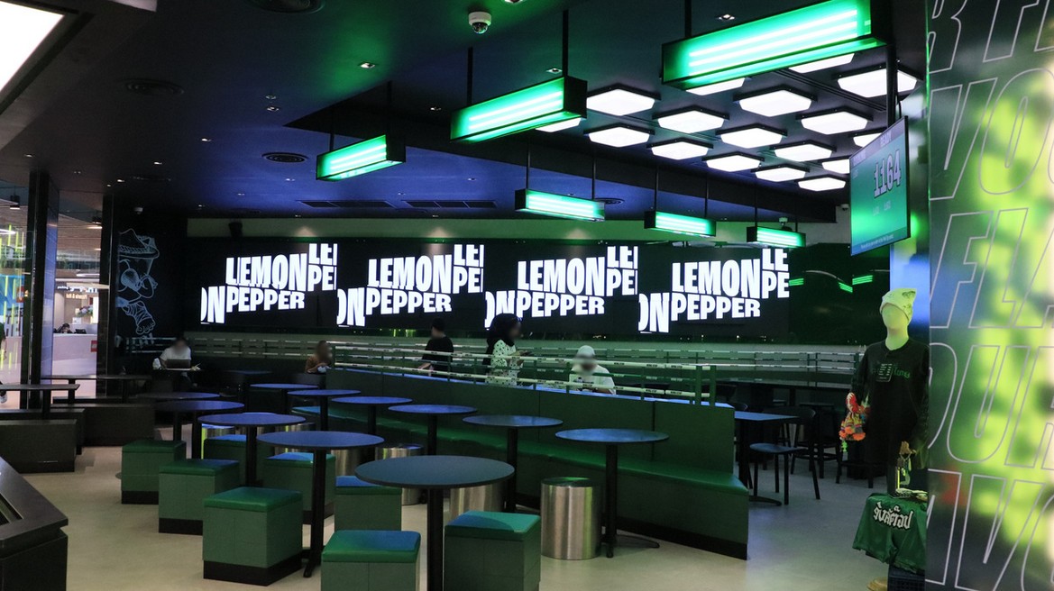 Wingstop Flagship Store @centralwOrld — The Look. The Mood. The Experience. project photo 1